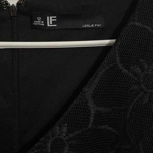 Black floral lace dress - Picture 2 of 3